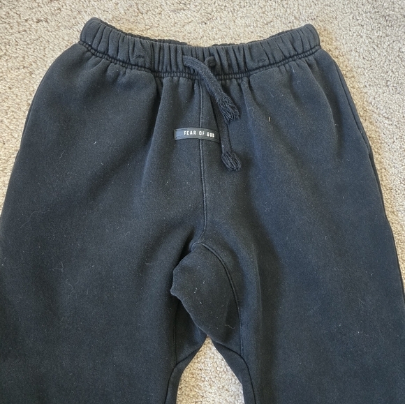 Fear of God Essentials Black Color Sweatpants size Small - Picture 8 of 16